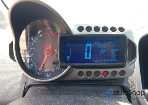 2014 Chevrolet Sonic Lt Auto из США, поврежденный, VIN 1G1JC5SH4E4233481